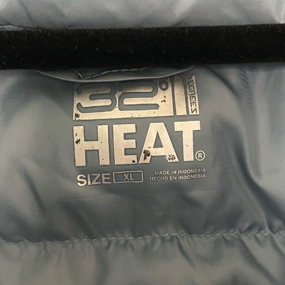 32 degrees Women's Light Blue Puffer Vest XL - Picture 3 of 5